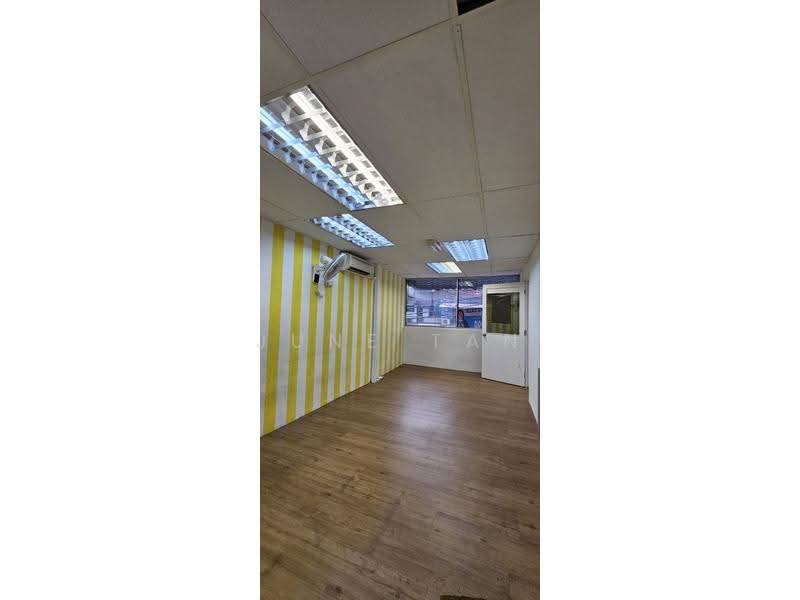 Shop / Office for Rent in Taman Overseas Union (Taman Oug) (Jalan Klang Lama (Old Klang Road)) - June Tan - Room - PropertyGuru.com.my