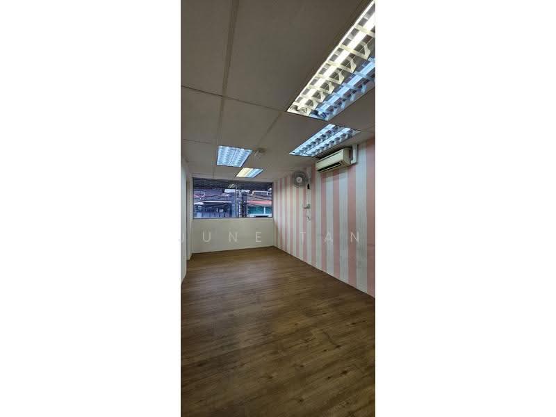 Shop / Office for Rent in Taman Overseas Union (Taman Oug) (Jalan Klang Lama (Old Klang Road)) - June Tan - Room - PropertyGuru.com.my