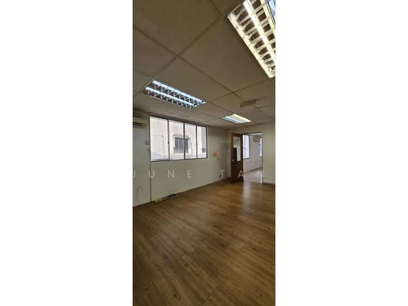 Shop / Office for Rent in Taman Overseas Union (Taman Oug) (Jalan Klang Lama (Old Klang Road)) - June Tan - Main Hall - PropertyGuru.com.my