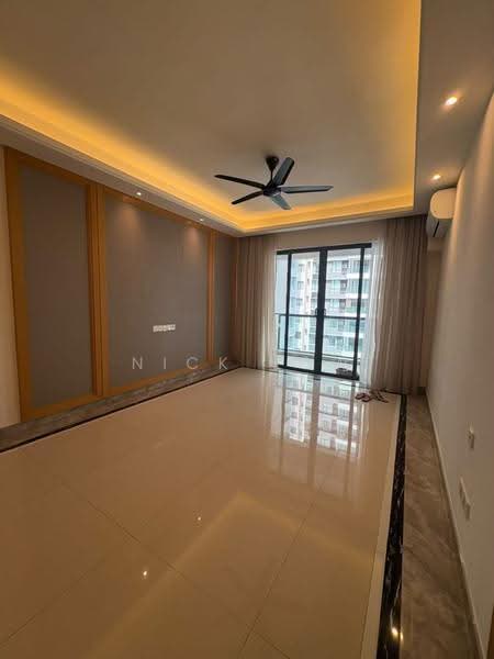 Kediaman Servis untuk Disewa di R&F Princess Cove Phase 1 - Nick Low - Living Room - PropertyGuru.com.my