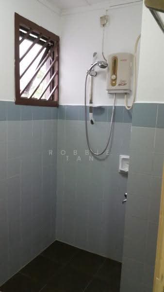 Pangsapuri untuk Disewa di Pan Vista - Robbie Tan - Bathroom - PropertyGuru.com.my