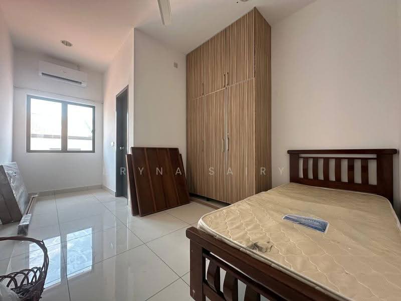 Terraced House for Sale in Alam Sari (Bangi) - Eryna Sairy - Bedroom - PropertyGuru.com.my