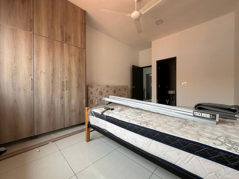Terraced House for Sale in Alam Sari (Bangi) - Eryna Sairy - Bedroom - PropertyGuru.com.my