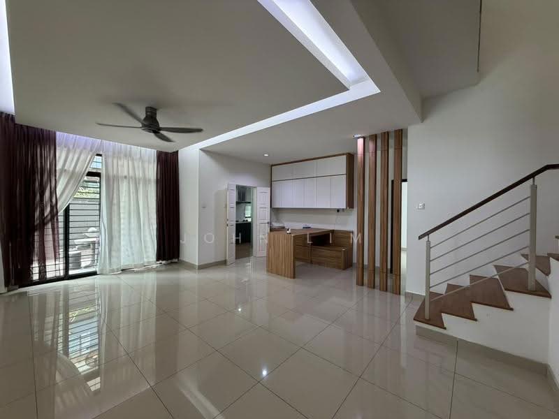 Rumah Kluster untuk Dijual di Taman Adda Heights (Tebrau) - John Lim - Living Room - PropertyGuru.com.my