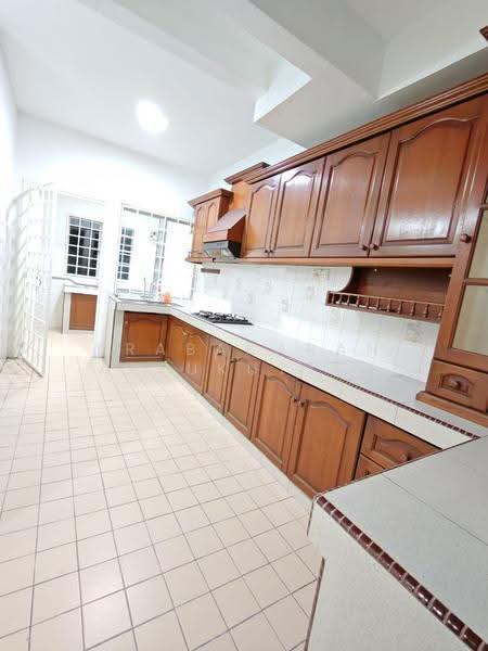 Rumah Teres untuk Dijual di Bandar Country Homes (Rawang) - Prabakaran Appukutthy - Kitchen - PropertyGuru.com.my