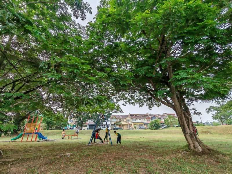 Rumah Teres untuk Dijual di Bandar Country Homes (Rawang) - Prabakaran Appukutthy - Exterior - PropertyGuru.com.my