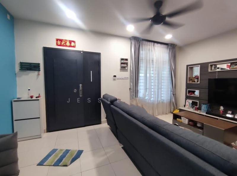 Rumah Teres 2.5-Tingkat untuk Dijual di Senai (Johor) - Jessie Tan - Living Room - PropertyGuru.com.my