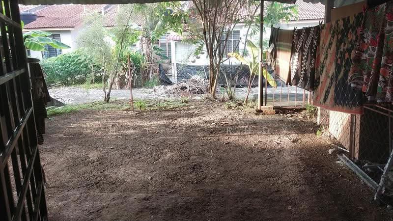 1-storey Terraced House for Sale in Taman Seri Gamelan (Sungei Baru Ilir) - Shaiful Rudy - PropertyGuru.com.my
