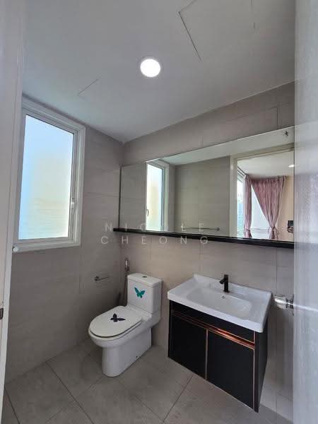 Kondominium untuk Disewa di Kiaraville - Nicole Cheong - Bathroom - PropertyGuru.com.my