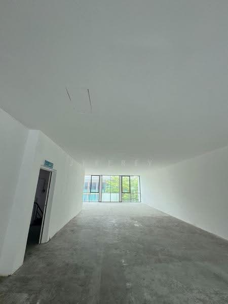 Shop / Office for Rent in Bay Avenue (Bayan Lepas) - Jeffrey Chan - Interior - PropertyGuru.com.my