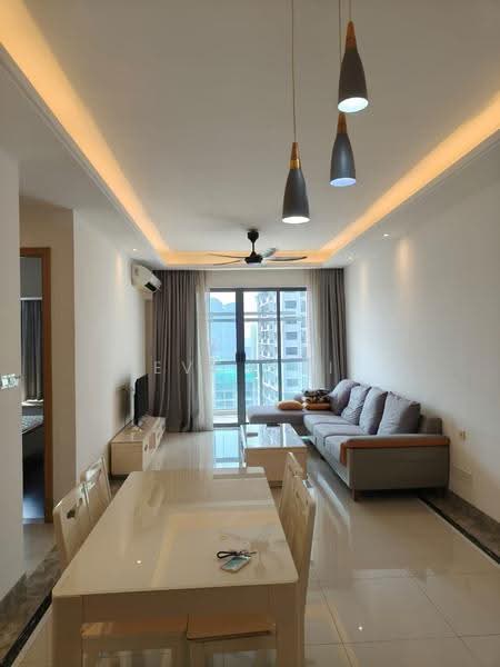 Kediaman Servis untuk Disewa di R&F Princess Cove Phase 1 - Eve Hui - Living Room - PropertyGuru.com.my