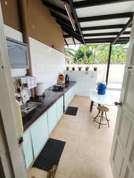 Semi-Detached House for Sale in Taman Kolam Air (Johor Bahru) - NasH MB - Kitchen - PropertyGuru.com.my