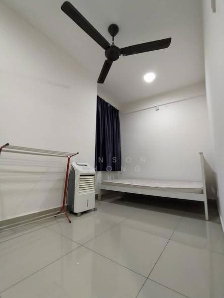 Kondominium untuk Dijual di Suasana Lumayan - Benson Chong - Bedroom - PropertyGuru.com.my