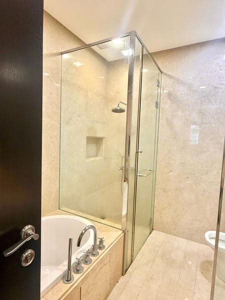 Kediaman Servis untuk Disewa di Straits Quay (The Suites at Waterside) - Alex Lim - Bathroom - PropertyGuru.com.my
