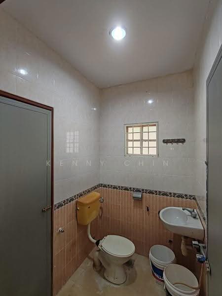 3-storey Terraced House for Sale in Taman Putri Jaya (Cheras) - Kenny Chin - Bathroom - PropertyGuru.com.my