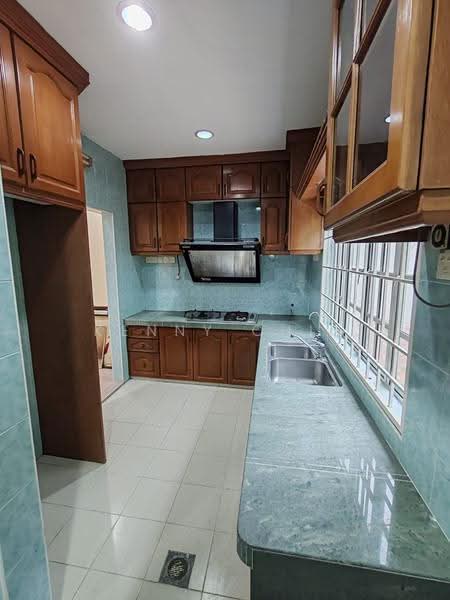 3-storey Terraced House for Sale in Taman Putri Jaya (Cheras) - Kenny Chin - Kitchen - PropertyGuru.com.my
