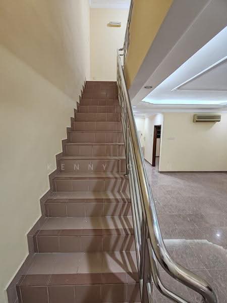 3-storey Terraced House for Sale in Taman Putri Jaya (Cheras) - Kenny Chin - Interior - PropertyGuru.com.my