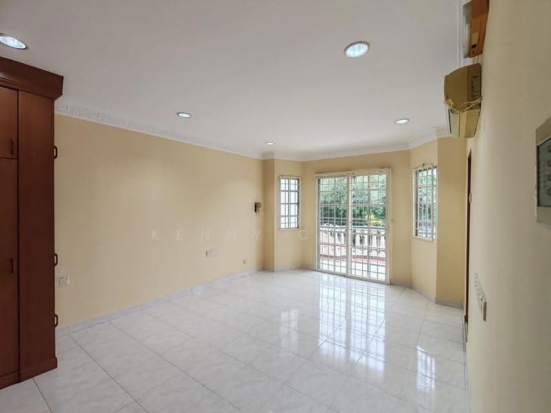 3-storey Terraced House for Sale in Taman Putri Jaya (Cheras) - Kenny Chin - Living Room - PropertyGuru.com.my