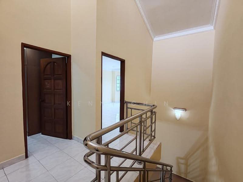 3-storey Terraced House for Sale in Taman Putri Jaya (Cheras) - Kenny Chin - Interior - PropertyGuru.com.my