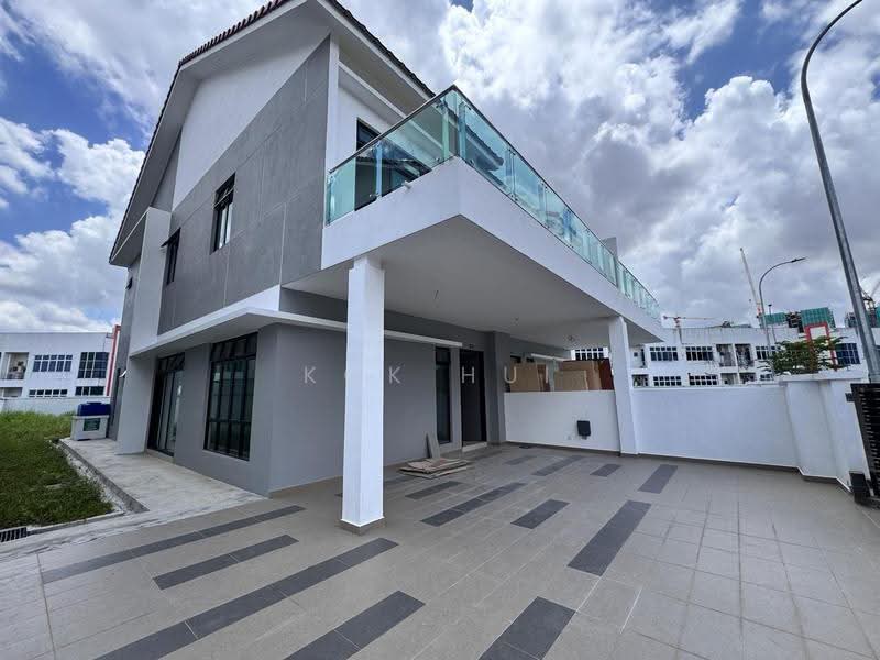 Rumah Kluster untuk Dijual di Taman Mount Austin (Tebrau) - Kok Hui - Exterior - PropertyGuru.com.my