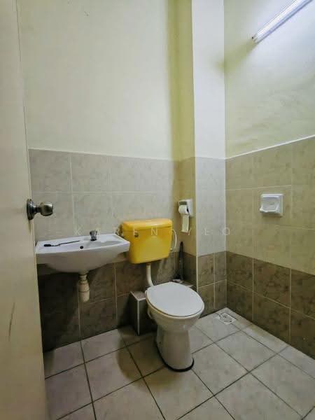 2-storey Terraced House for Sale in Bandar Nusa Jaya (Iskandar Puteri (Nusajaya)) - Karen Yeo - Bathroom - PropertyGuru.com.my