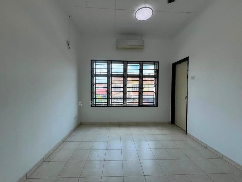 2-storey Terraced House for Sale in Taman Kempas Indah (Tebrau) - Arshad . - Interior - PropertyGuru.com.my