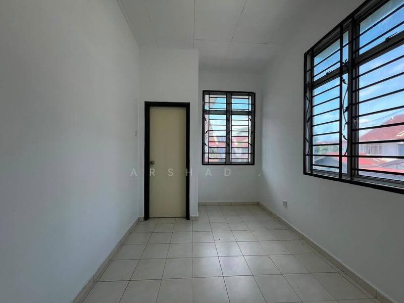 2-storey Terraced House for Sale in Taman Kempas Indah (Tebrau) - Arshad . - Interior - PropertyGuru.com.my