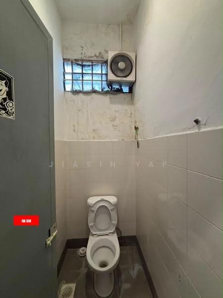 Shop for Rent in Bayan Lepas (Penang) - Jiasin Yap - Bathroom - PropertyGuru.com.my