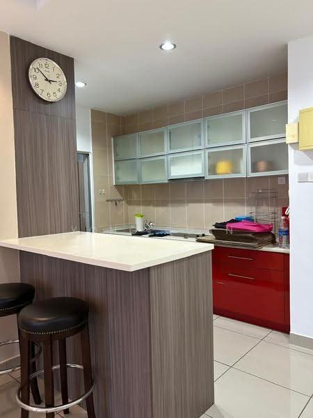 Kediaman Servis untuk Disewa di OUG Parklane - Yong Quan - Kitchen - PropertyGuru.com.my