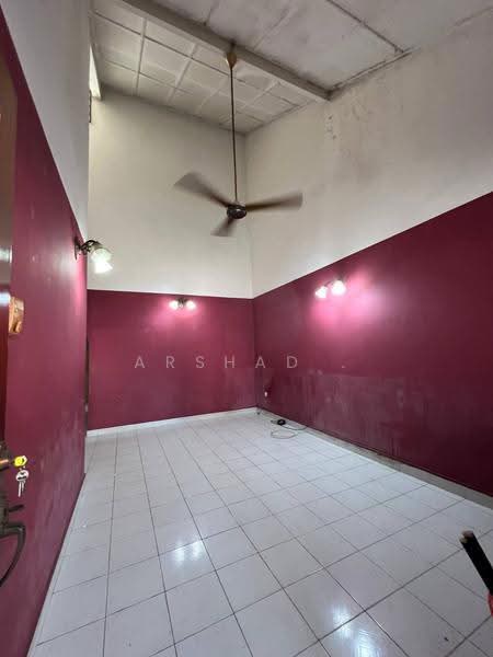 1-storey Terraced House for Sale in Taman Perling (Perling) - Arshad . - Interior - PropertyGuru.com.my