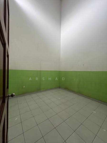 1-storey Terraced House for Sale in Taman Perling (Perling) - Arshad . - Interior - PropertyGuru.com.my