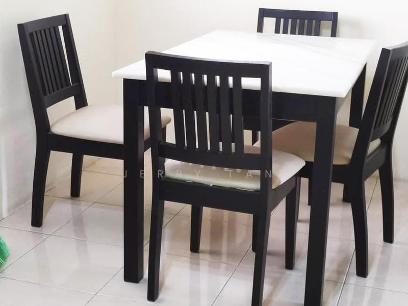 Kondominium untuk Disewa di D'Piazza - Jerry Tan - Dining Room - PropertyGuru.com.my