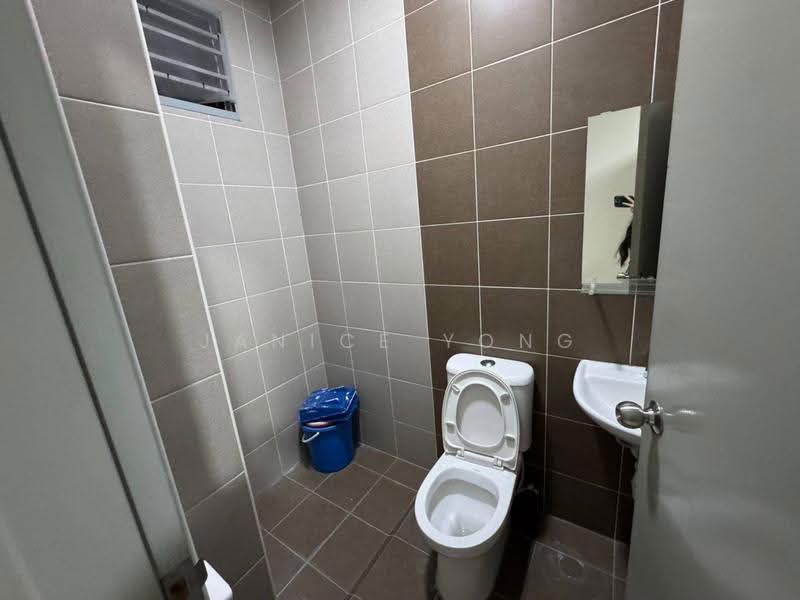 2-storey Terraced House for Rent in Taman Austin Duta (Tebrau) - Janice Yong - Bathroom - PropertyGuru.com.my