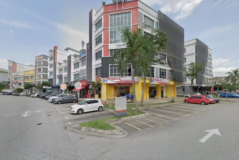 Shop for Rent in Bandar Pinggiran Subang (Shah Alam) - Bond Lee - Exterior - PropertyGuru.com.my