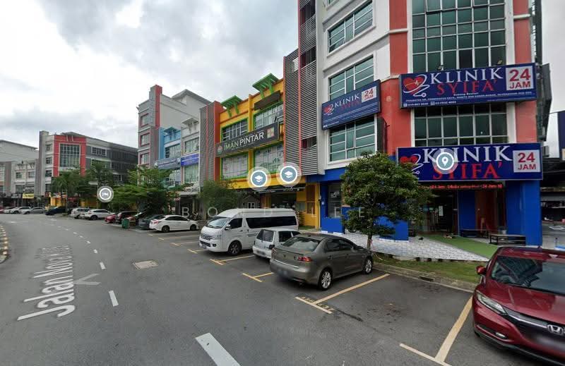 Shop for Rent in Bandar Pinggiran Subang (Shah Alam) - Bond Lee - Exterior - PropertyGuru.com.my