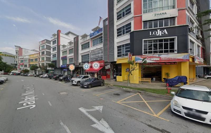 Shop for Rent in Bandar Pinggiran Subang (Shah Alam) - Bond Lee - Exterior - PropertyGuru.com.my