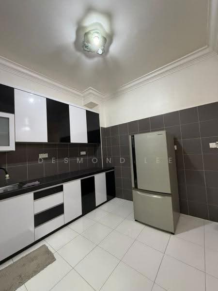 Rumah Teres 2-Tingkat untuk Dijual di Taman Setia Indah (Tebrau) - Desmond Lee - Kitchen - PropertyGuru.com.my