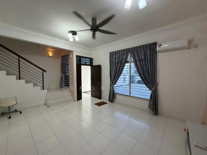 Rumah Teres 2-Tingkat untuk Dijual di Taman Setia Indah (Tebrau) - Desmond Lee - Living Room - PropertyGuru.com.my