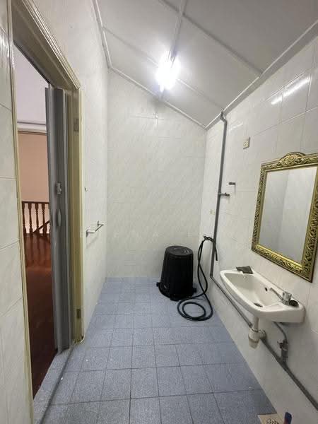 Rumah Teres 1.5-Tingkat untuk Disewa di Taman Perling (Perling) - Elena Lye - PropertyGuru.com.my