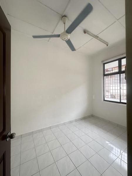 Rumah Teres 1.5-Tingkat untuk Disewa di Taman Perling (Perling) - Elena Lye - PropertyGuru.com.my