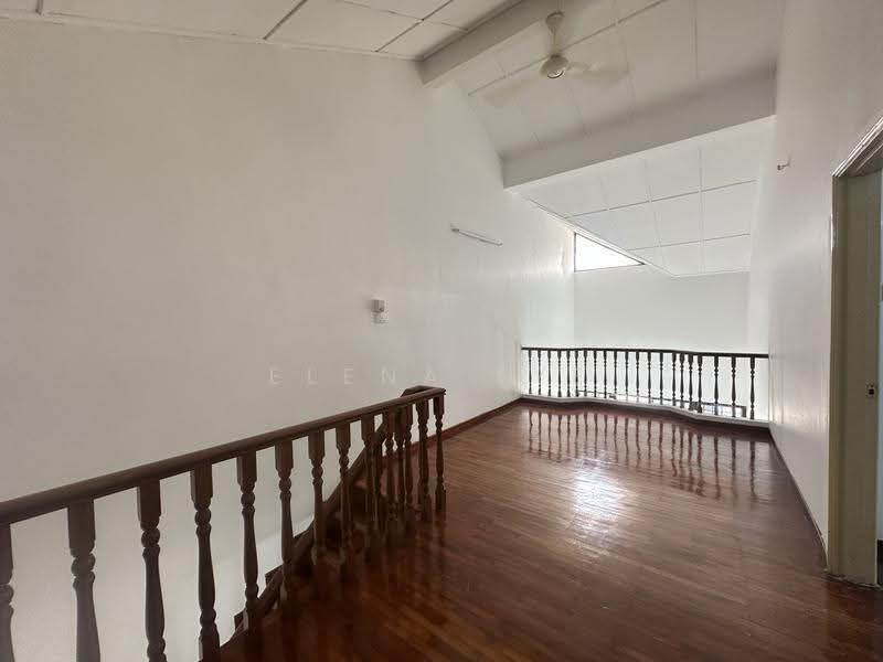 Rumah Teres 1.5-Tingkat untuk Disewa di Taman Perling (Perling) - Elena Lye - PropertyGuru.com.my