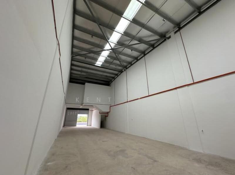 Kilang Teres untuk Disewa di Taman Kulai (Kulai) - Kent Yap - Interior - PropertyGuru.com.my