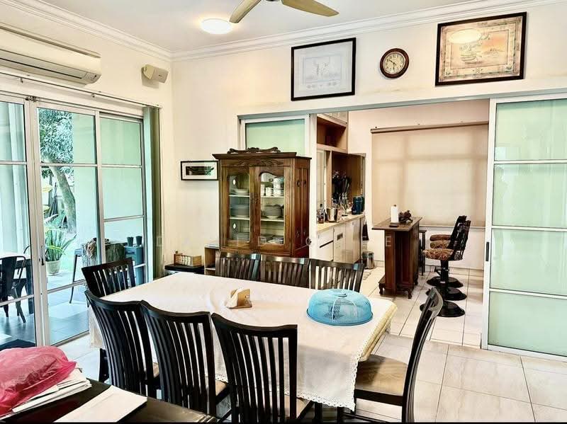 3-storey Terraced House for Sale in USJ Heights (Subang Jaya) - David Chee - Dining Room - PropertyGuru.com.my