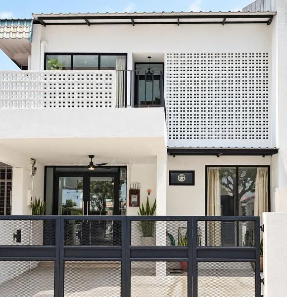 3-storey Terraced House for Rent in Pantai Miami (Batu Ferringhi) - Jeanette Hee - Exterior - PropertyGuru.com.my