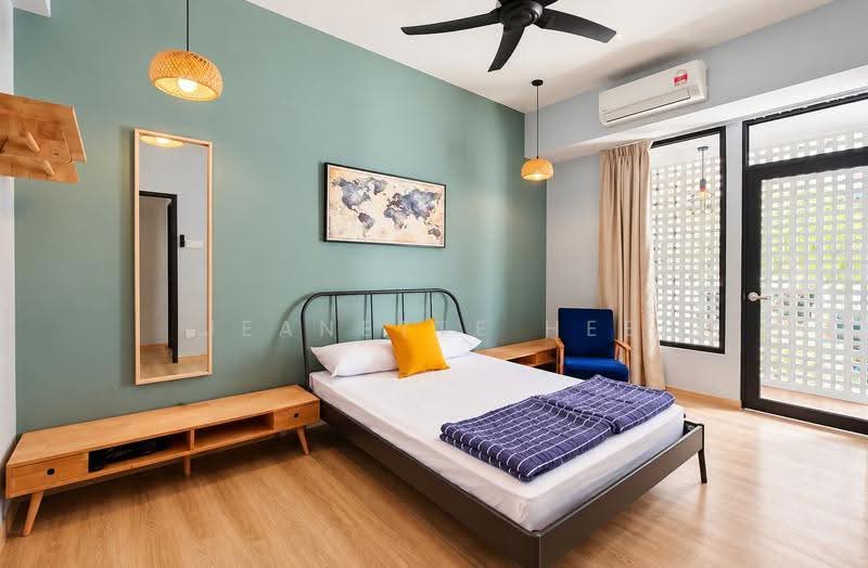 3-storey Terraced House for Rent in Pantai Miami (Batu Ferringhi) - Jeanette Hee - Bedroom - PropertyGuru.com.my