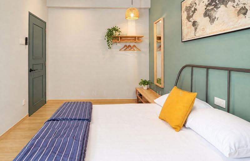 3-storey Terraced House for Rent in Pantai Miami (Batu Ferringhi) - Jeanette Hee - Bedroom - PropertyGuru.com.my