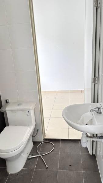 Rumah Teres 2-Tingkat untuk Dijual di Pasir Gudang (Johor) - Arshad . - Bathroom - PropertyGuru.com.my