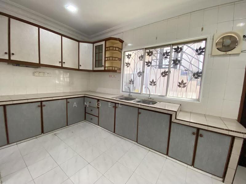 2-storey Terraced House for Sale in BANDAR PUCHONG JAYA (Puchong) - Angel Tan - Kitchen - PropertyGuru.com.my