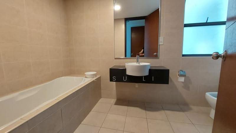 Condominium for Sale at Nautica Lake Suites - Lee Su Li - Bathroom - PropertyGuru.com.my