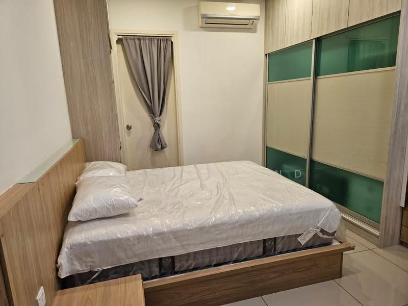 Kediaman Servis untuk Disewa di Pearl Suria - GAN WEY SAND - Bedroom - PropertyGuru.com.my